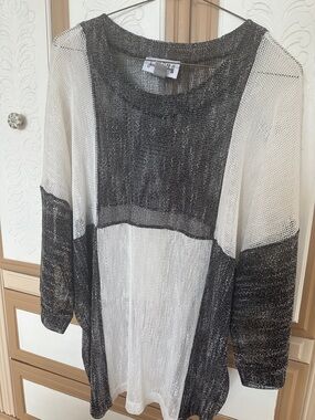 Joseph Ribkoff Metallic Black & Silver Open-Weave Top